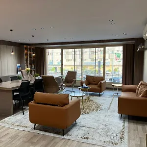 فيتالايت الخاصة Medina
